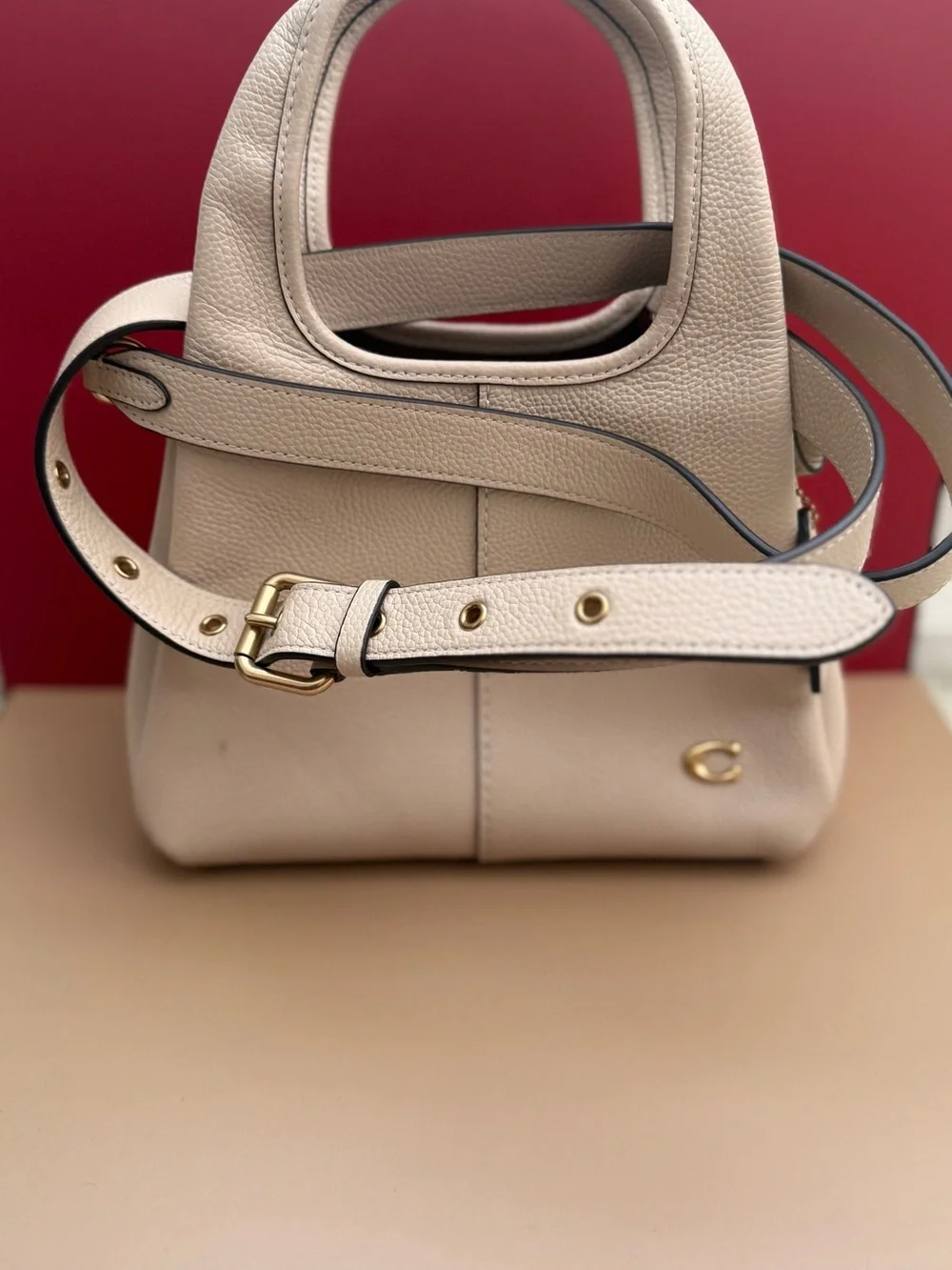 Coach Lana Shoulder Bag 23 Ivory Pebble Leather EUC